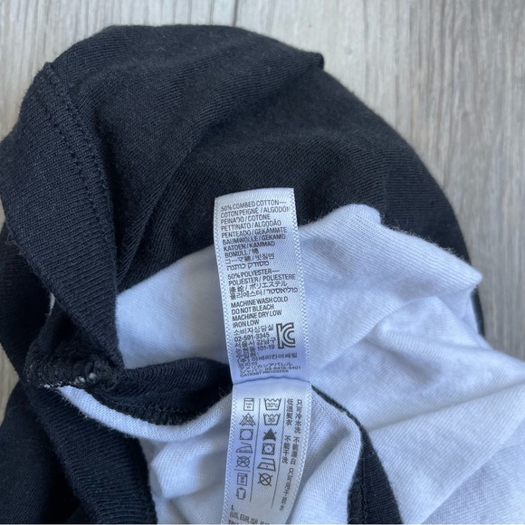 Dee Dees Graphic Baseball Tee - Picture 6 of 6